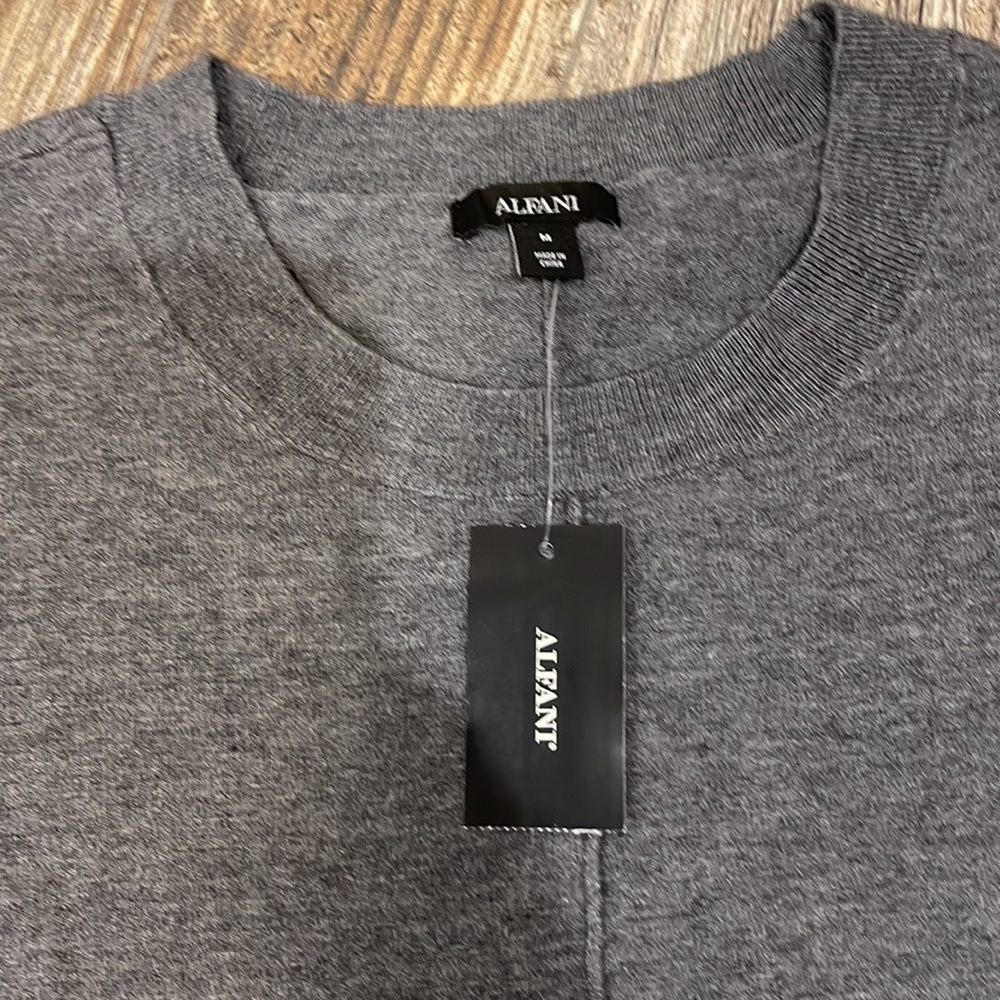 Alfani Sweater - Picture 3 of 4
